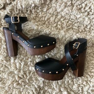 Look-alike Free People clog heels